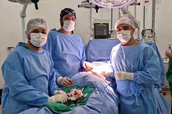 Pronto-Socorro de Rio Branco realiza 1ª cirurgia ortopédica em coluna Pronto-Socorro de Rio Branco realiza 1ª cirurgia ortopédica em coluna